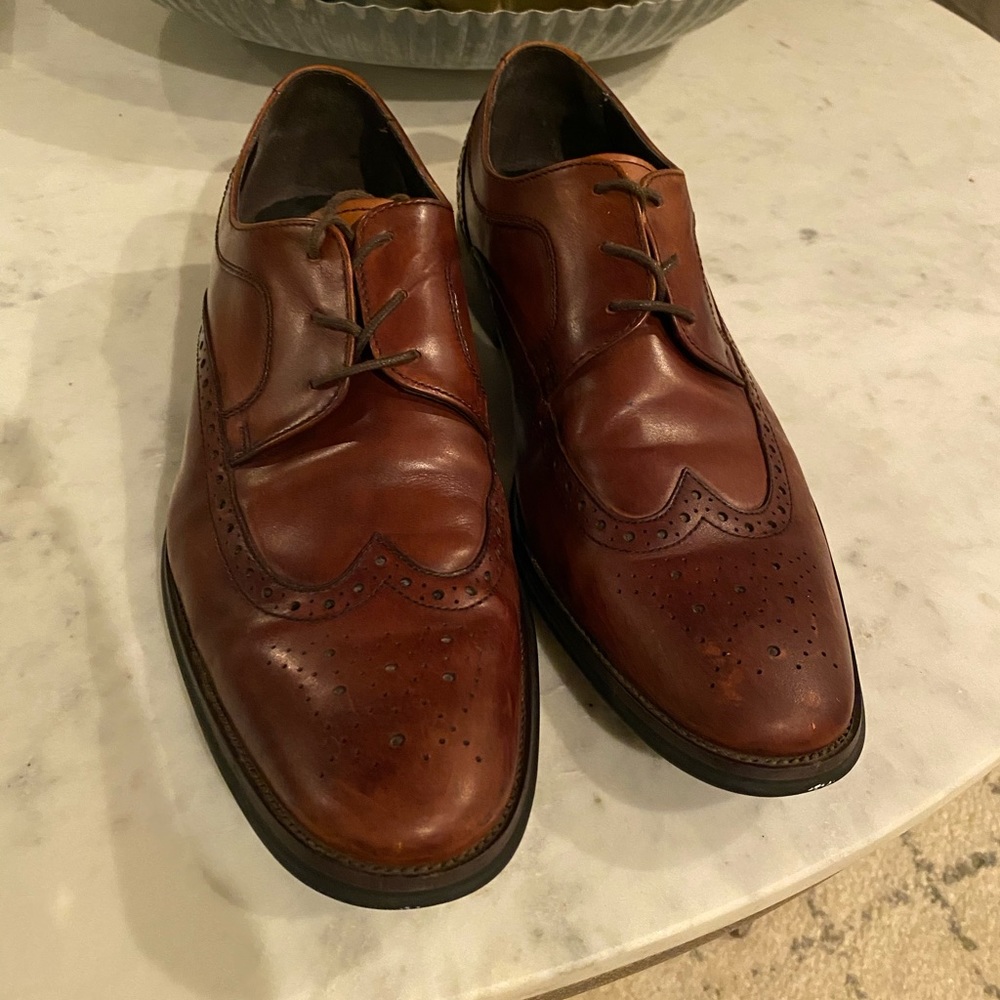 Men’s Wingtip Dress Shoes